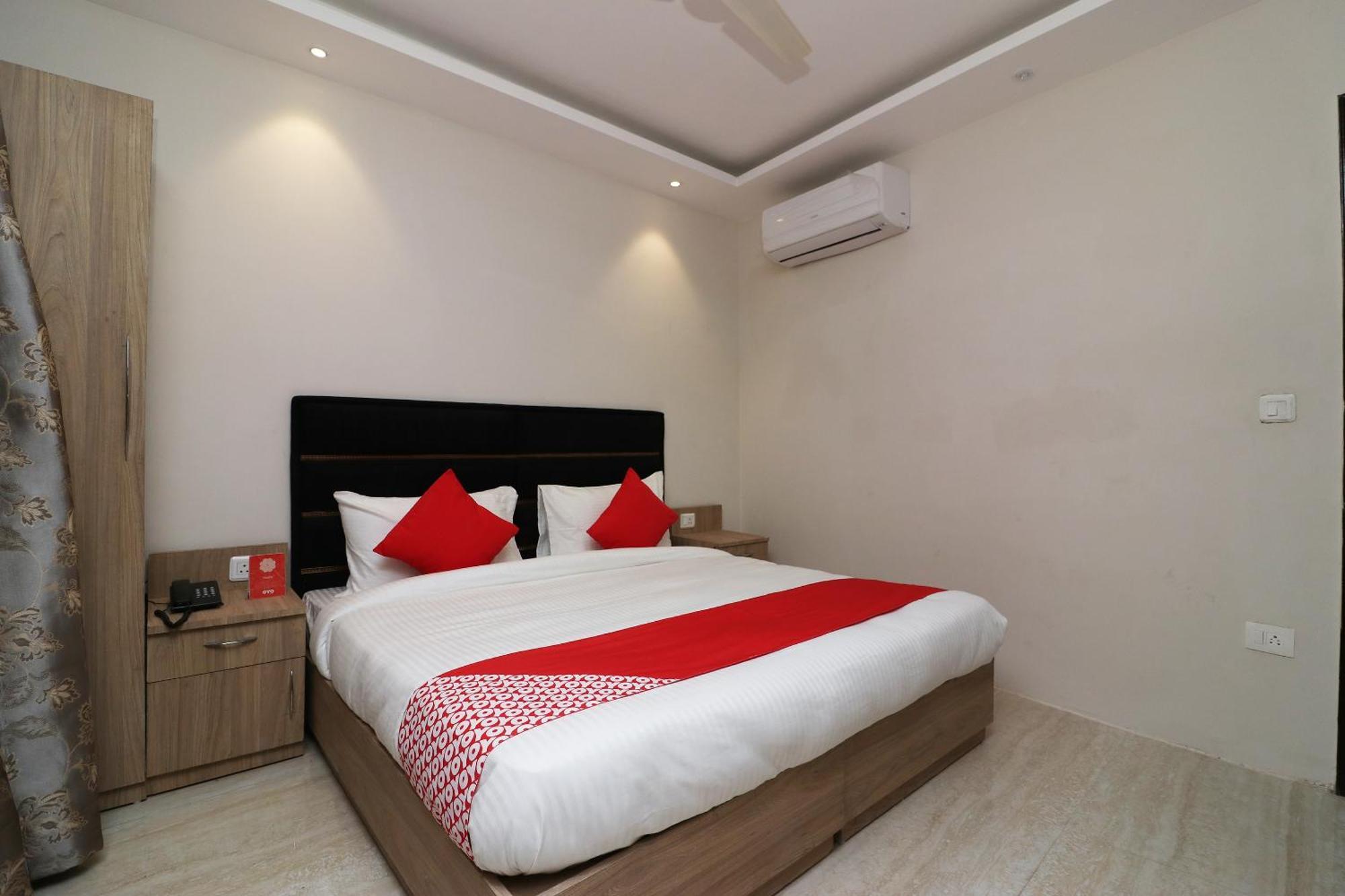 Hotel Oyo Flagship Doraemon Residency New Delhi